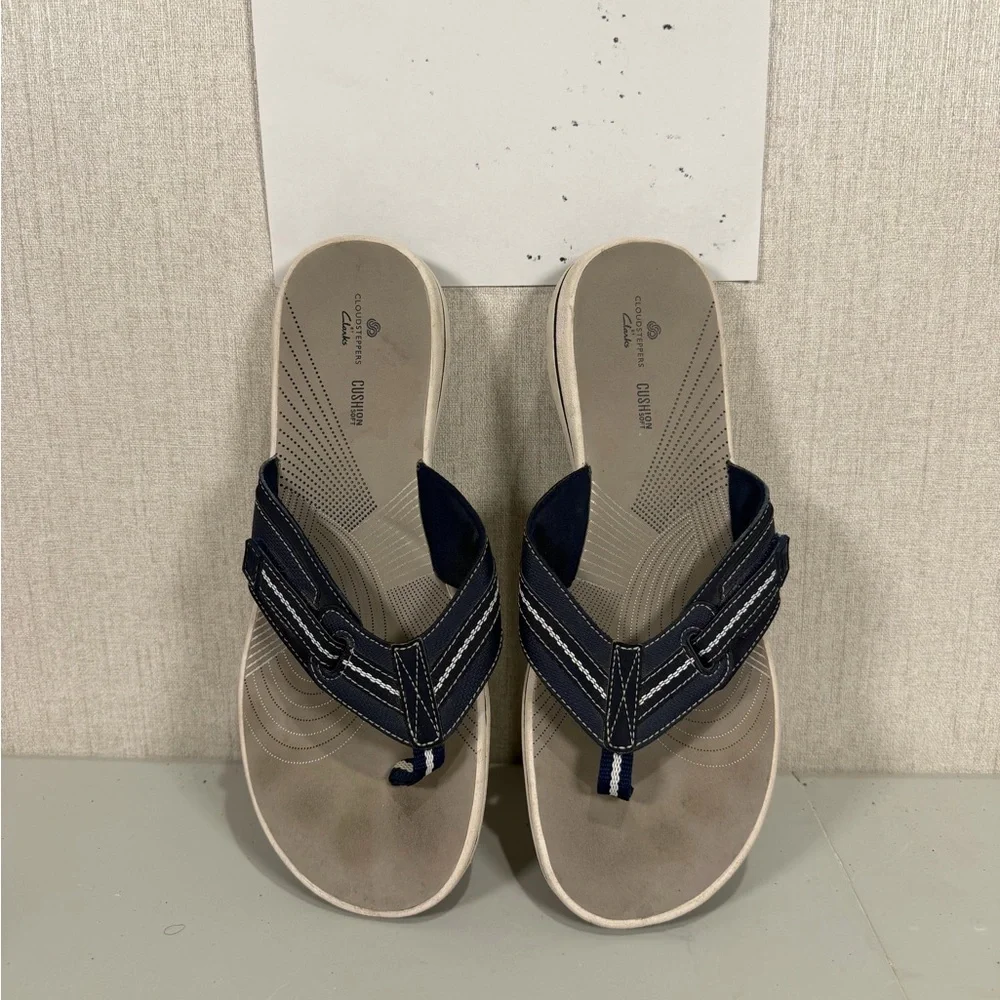 Clarks Cloud Steppers Brinkley Jazz ‎ Flip Flop Sandal Women’s Sz 10